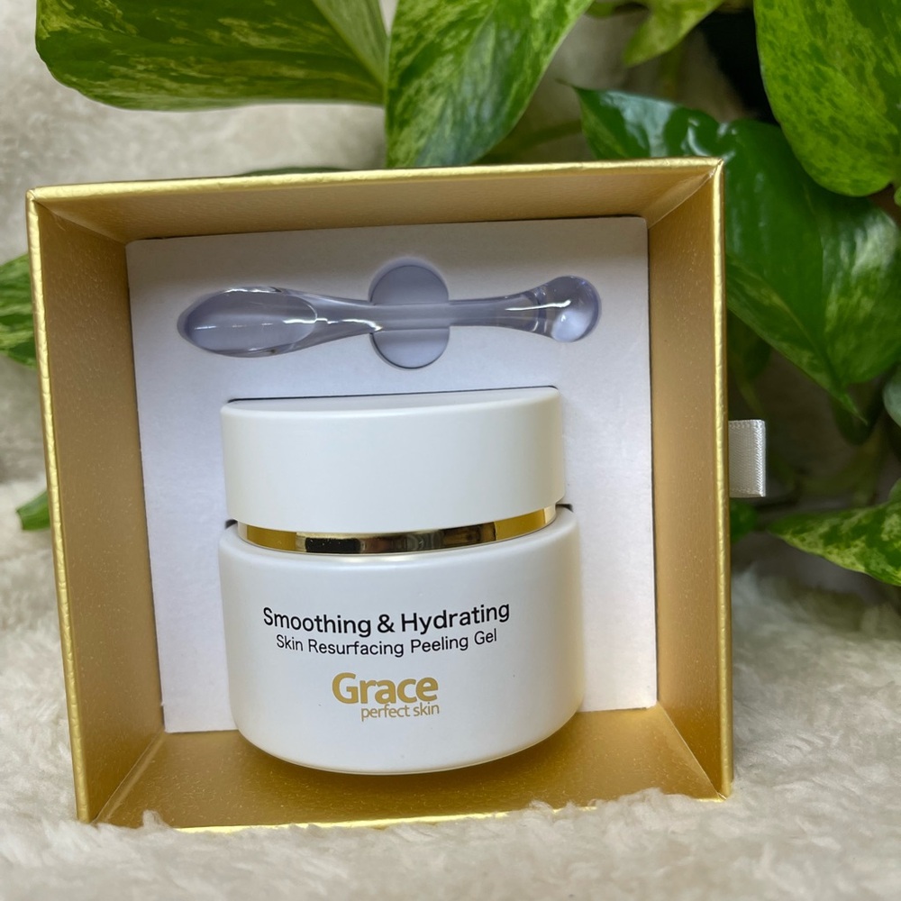 Grace Skin Resurfacing Peeling Gel - White and Gold